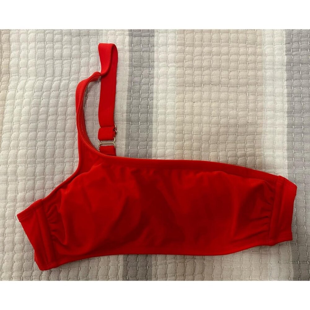 Xhilaration one-shoulder bathing suit top, size M